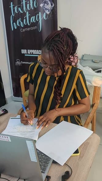 RegArtless representative signing the partnership agreement document with GRA
